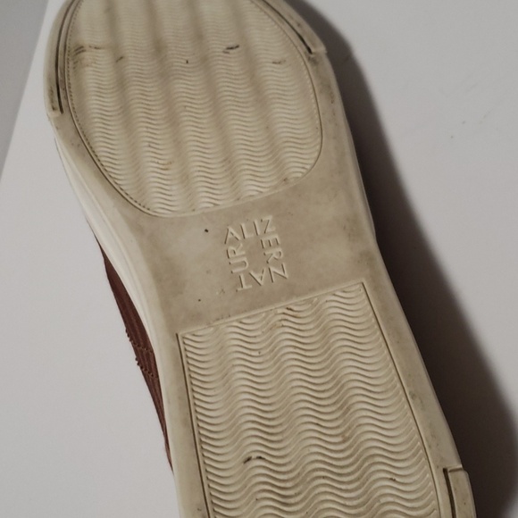 Naturalizer Astara Sneakers - Picture 5 of 6